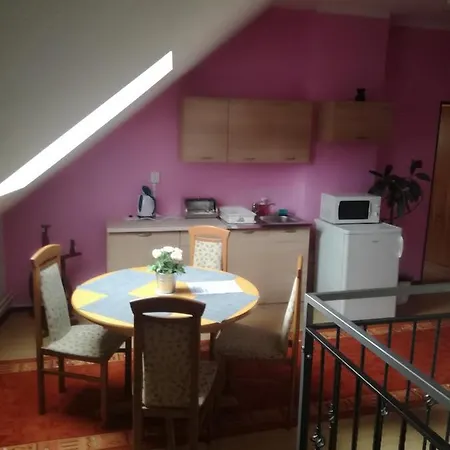 Ubytování v soukromí Imi *
